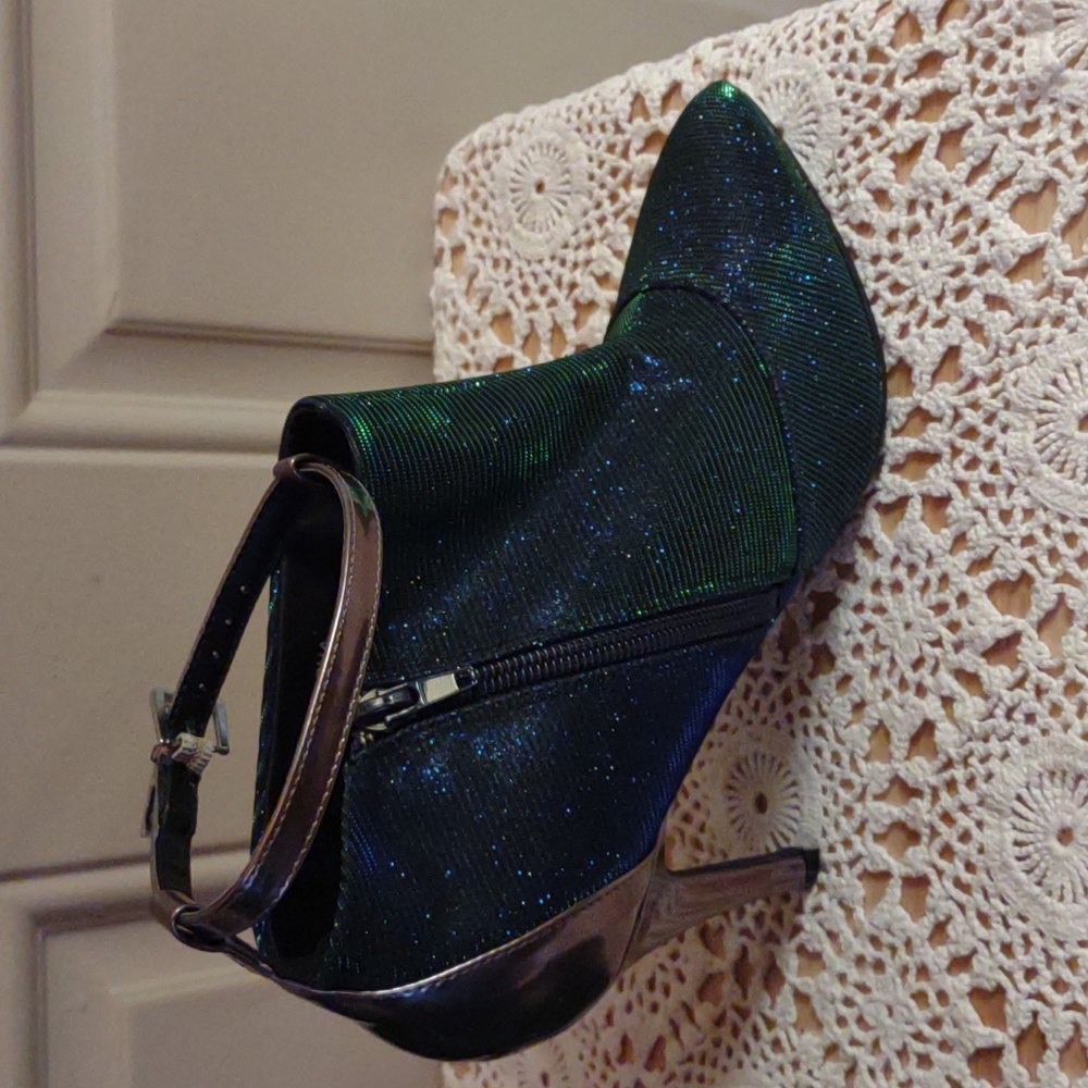 Ankle boots